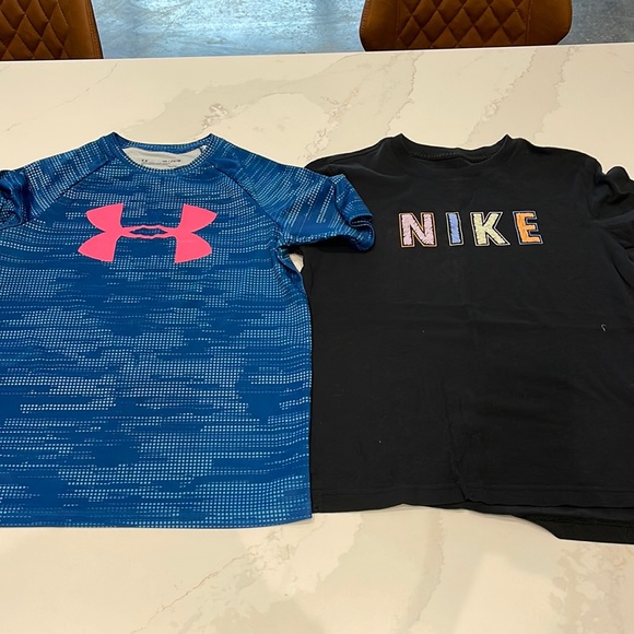Boys Youth XL Nike and Under Armor tees - Picture 1 of 7